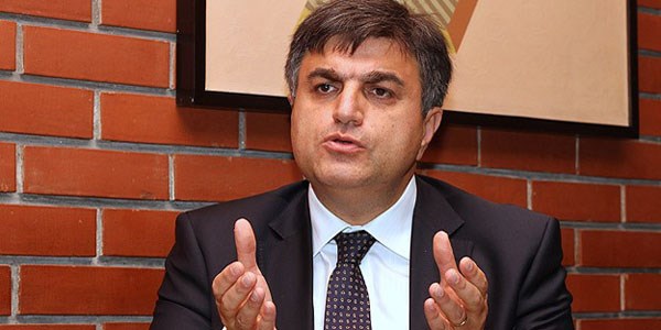 YÖK'ten başörtülü öğretim üyelerine çağrı