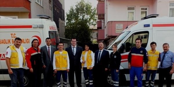 Bayramda yoğun tempo çalışan sağlıkçılara ziyaret morali