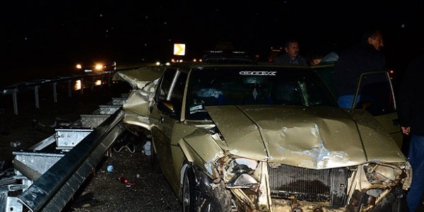 Ortalığı savaş alanına çeviren kaza: 30 yaralı