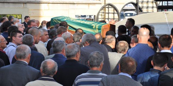 Emektar muhtar yaşamını yitirdi