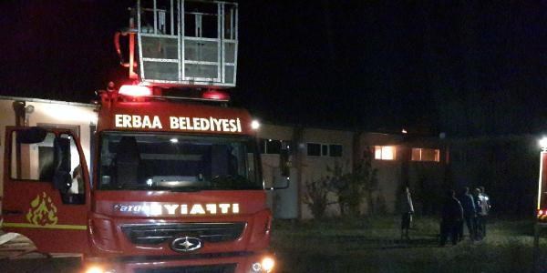 Erbaa'da çorap fabrikasında yangın