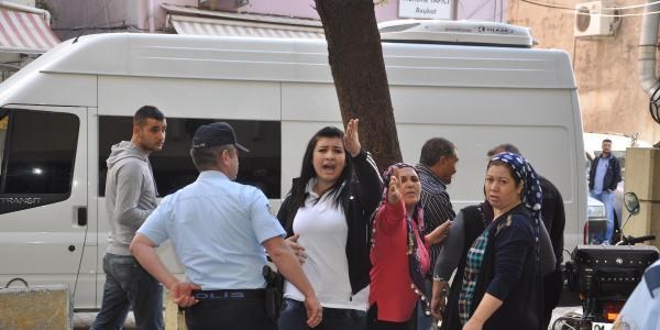 Sokaktaki çocuk kavgası adliyede de devam etti