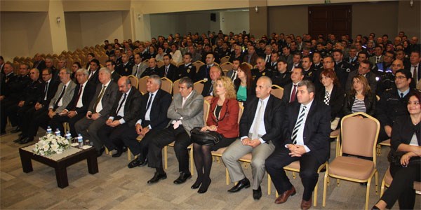 Polislere, 'aile mutluluğu ve toplumsal huzur' eğitimi
