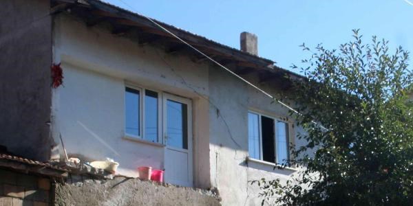 Gelin, balkon çökme olayının şokunu üzerinden atamadı