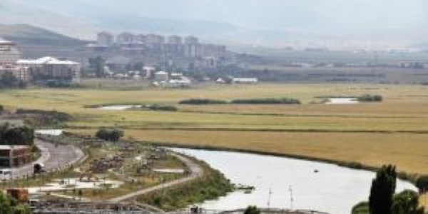 Tarihi Ardahan kprs restore edilerek turizme kazandrlacak