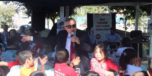 Mevsimlik işçilerin çocuklarına tasavvuf musikisi konseri
