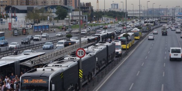 İstanbul'da Metrobüs kaldırılabilir