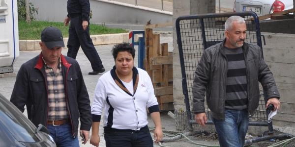 Kad�n, b��aklad��� ki�i �l�nce tutukland�