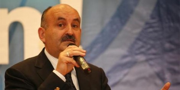 M�ezzino�lu: 40 bin hekime ihtiya� var