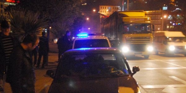 Giresun'da polis, su�lu kovalamacas�