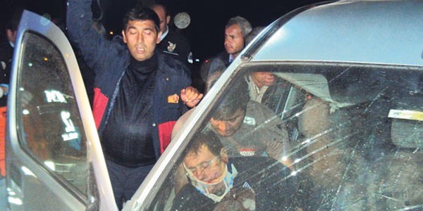 Sabah alkolden ehliyeti al�nd�, ak�am kazada �ld�!