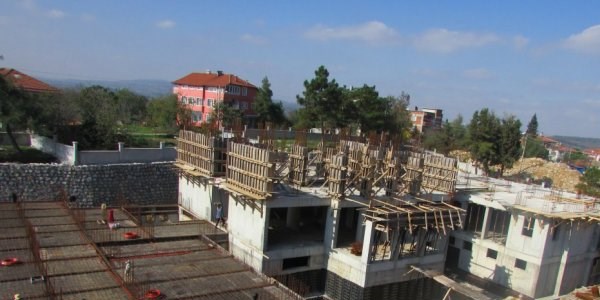 Ferizli'de eğitime 16 derslikli takviye