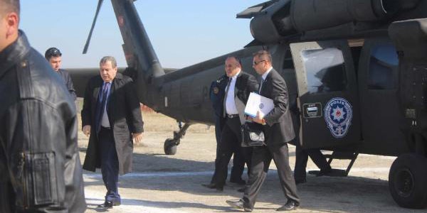 Bakan helikopterle stada indi, protokol toz içinde kaldı