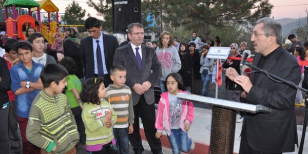 Fevzi Çakmak Mahallesi Öğretmenler Parkı açıldı
