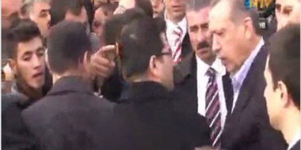 Ba�bakan, kaymakama b�yle k�zd�