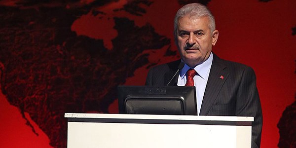 'Gümrüklerdeki idari engelleri asgariye indirmeliyiz'
