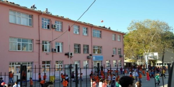 Açık okulda tadilat çalışması!