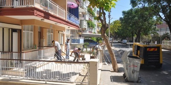 Jeotermal girişi olan binalara bağlantı yapılıyor