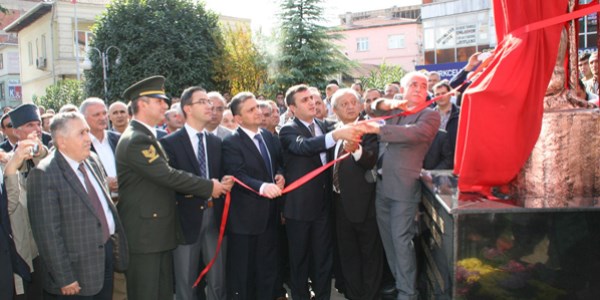 Devrek' te madenci feneri anıt açılışı