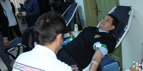 Konya'da emniyet personeli kan bağışında bulundu