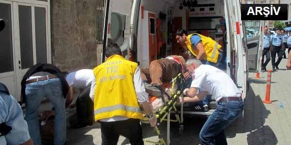 Adliye önünde kavga: 15 yaralı