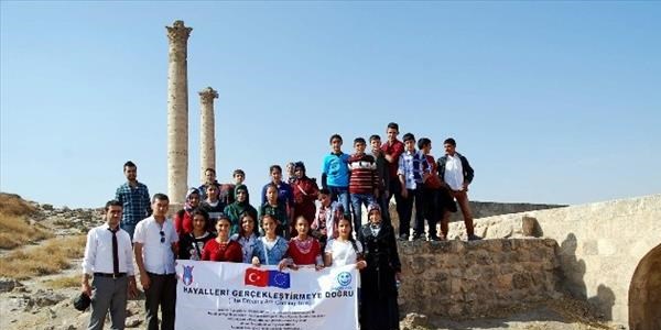 Polislerden çocuklara şanlıurfa gezisi