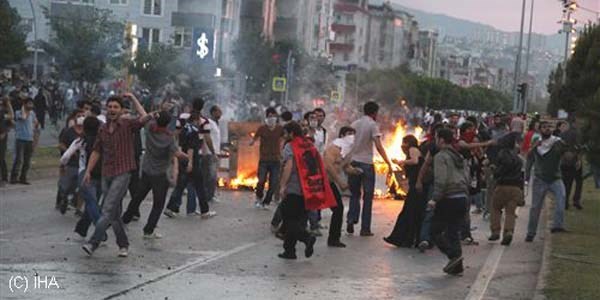 Gezi Park protestosuna katlan renciler yurttan atld