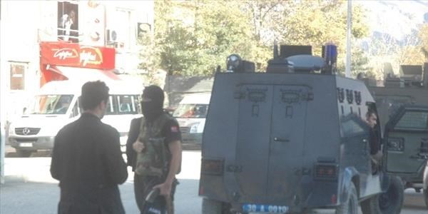 Hırsızlık ihbarı polisi harekete geçirdi