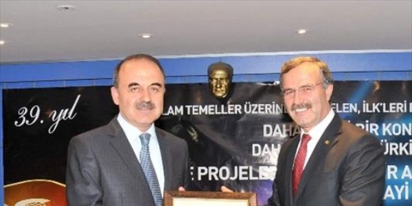 Konya Valisi Erol, KSO meclisinde sanayicilerle buluştu