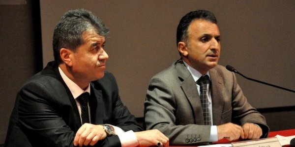 ��renci topluluklar�na kad�n eli de�ecek