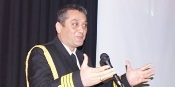 Balyoz firarisi Albay yurt dışına kaçarken yakalandı