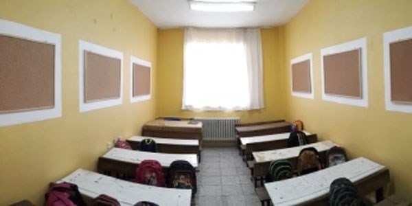 Öğrenciler, kendi imkanlarıyla sınıf oluşturdu