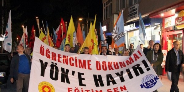 EĞİTİM-SEN'den yürüyüş