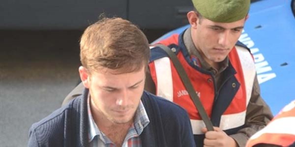 �zge ��retmenin �l�m�ne sebep olan s�r�c� tutukland�