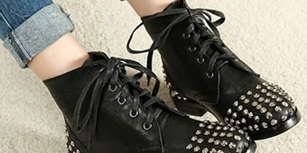 'Ayak tırnaklarınızda oje varken bot ya da çizme giymeyin'