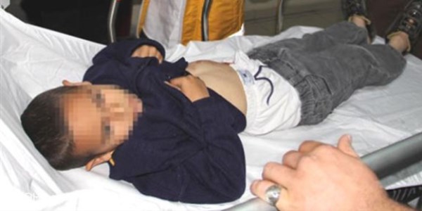 Ablas�yla tart��t�, 5 ya��ndaki ye�enini b��aklad�