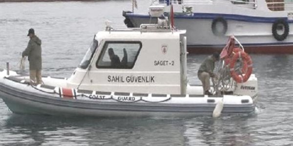 �niversite ��rencisi gen� k�z FSM'den atlad�/Video