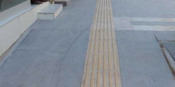 Siirt'te g�rme engelliler i�in kald�r�m �al��mas�