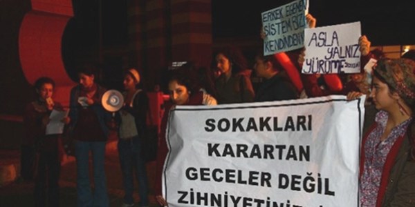 K�z ��renciler ya�ad�klar� s�zl� tacizlere isyan etti