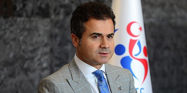 K�l��: Kap�s� kapal� olan il m�d�r� ile �al��may�z