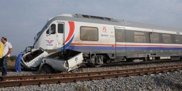 Hemzemin ge�it kazas�na kollara koyulan ta� sebep olmu�