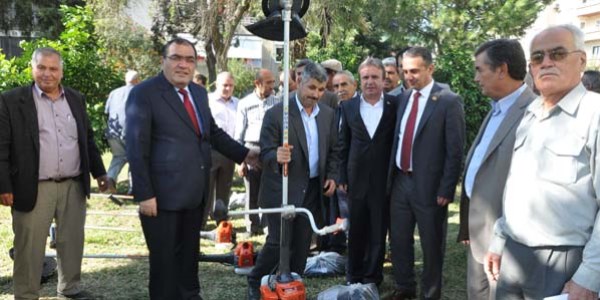 Köylüler kendi otlarını biçebilecek