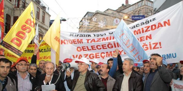 i sendikalarndan kdem tazminat protestosu