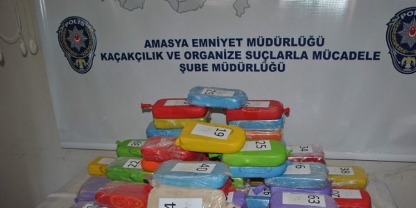 Amasya'da 33.5 kilo eroin yakalandı