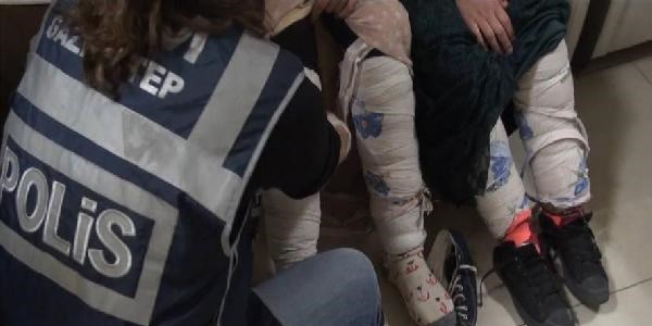 Eroini, çocukların bacaklarına sarmışlar