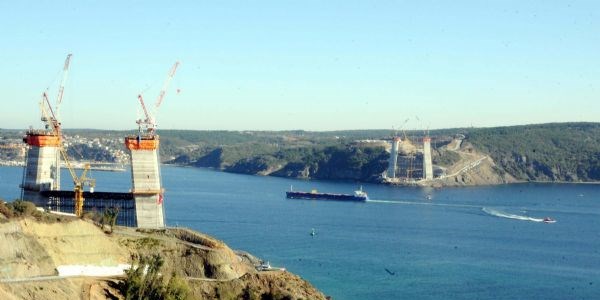 3. Köprü'de ayaklar 90 metreyi geçti