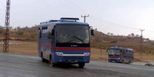 Siirt'ten Bursa'ya mahkum sevkıyatı yapıldı