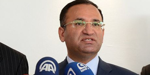 Arınç gidiyor Bozdağ geliyor!
