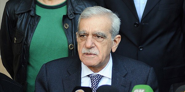 Ahmet Türk Mardin Belediye Başkanlığı'na aday