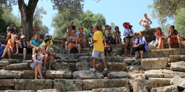Mu�la turist rekorunu k�rmaya haz�rlan�yor